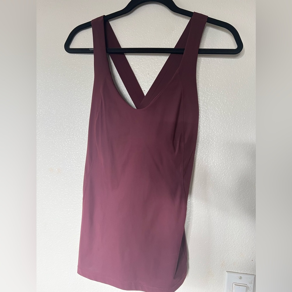 Lululemon top